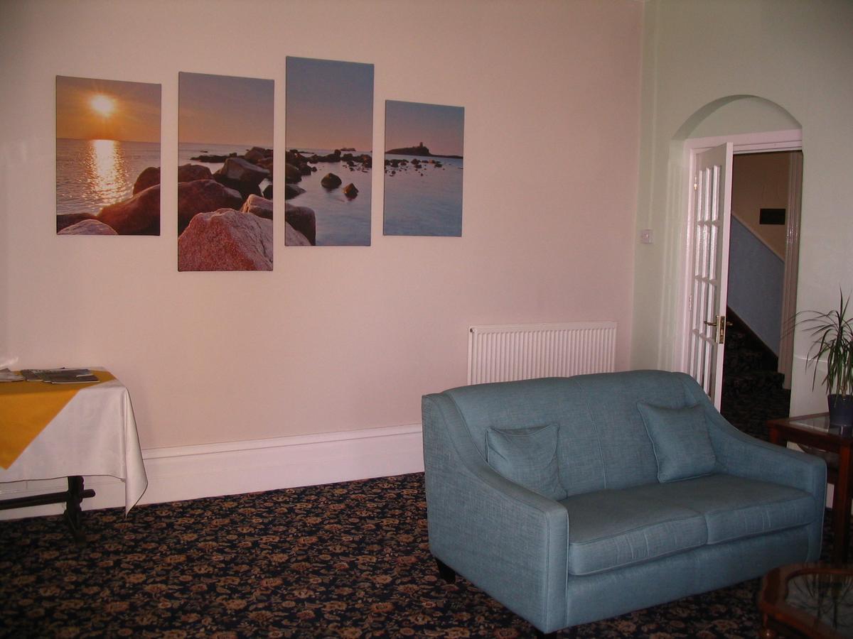 Marine Hotel Criccieth Kültér fotó