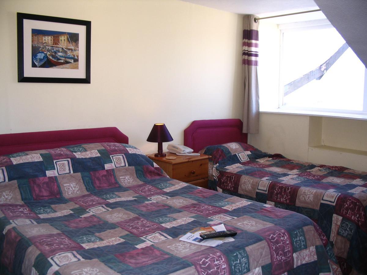 Marine Hotel Criccieth Kültér fotó