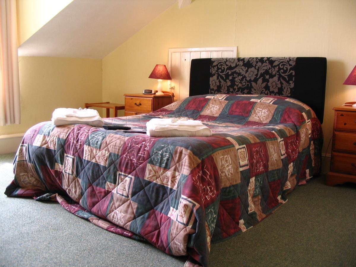 Marine Hotel Criccieth Kültér fotó